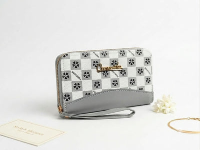 Forever Young Spacious Hand Clutch - Ladies Cardholder Wallet